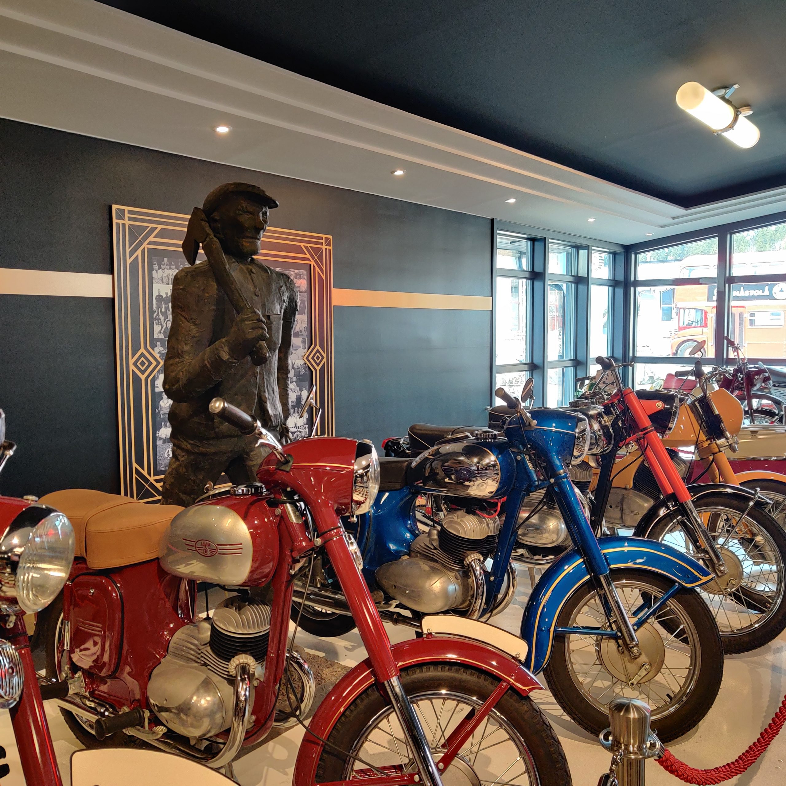 Moottoripyörä Jawa Museo Lahti
